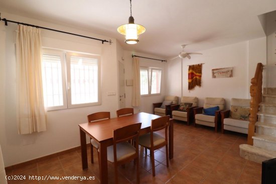 Casa en venta en Pilar de la Horadada (Alicante)