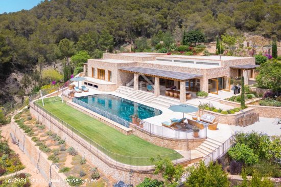 Casa en venta en Santa Eulalia del Río (Baleares)