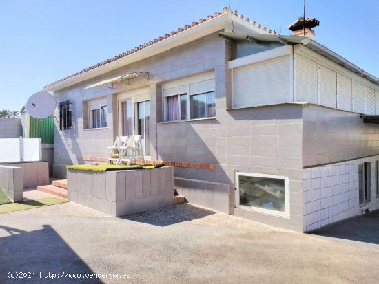  Chalet en venta en Alhaurín de la Torre (Málaga) 