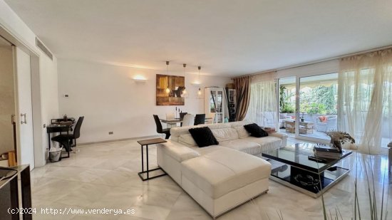 Apartamento en venta en Marbella (Málaga)