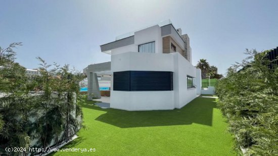 Villa en venta en Marbella (Málaga)