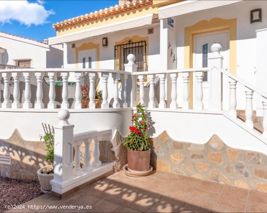 Villa en venta en Ciudad Quesada (Alicante)