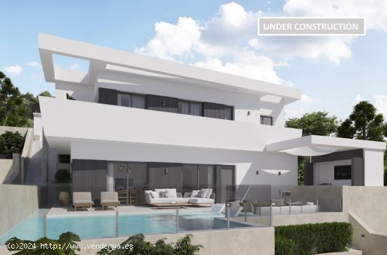 Villa en venta a estrenar en Moraira (Alicante)