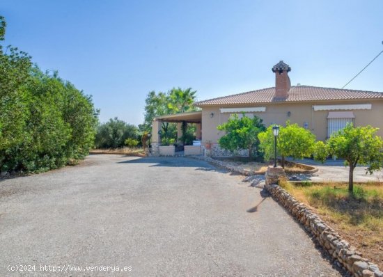 Villa en venta en Alhaurín el Grande (Málaga)