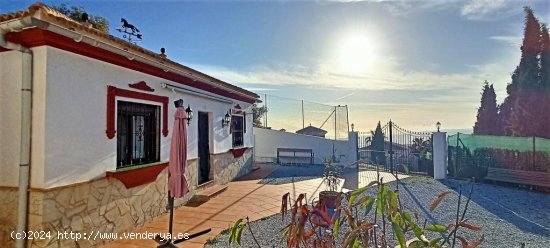 Casa en venta en Sayalonga (Málaga)