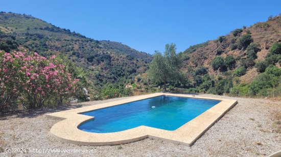  Finca en venta en Árchez (Málaga) 