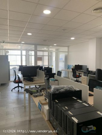 Oficina en venta en Málaga (Málaga)