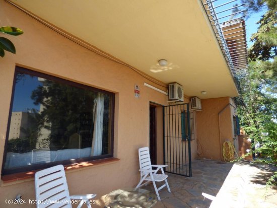 Villa en venta en Fuengirola (Málaga)