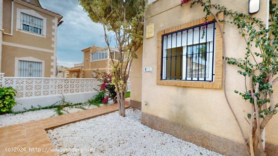 Casa en venta en San Miguel de Salinas (Alicante)