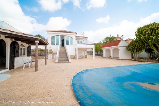 Villa en venta en Ciudad Quesada (Alicante)