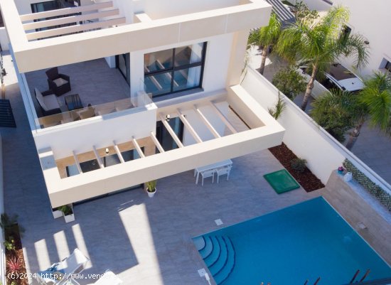  Villa en venta a estrenar en Los Montesinos (Alicante) 