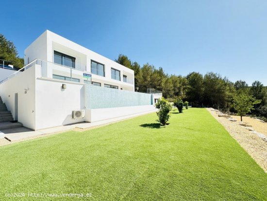 Villa en venta a estrenar en Jávea (Alicante)