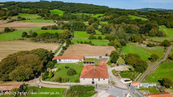 Local en venta en Chantada (Lugo)