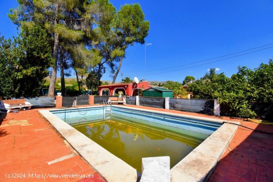 Villa en venta en Carcaixent (Valencia)