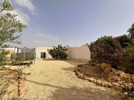  Villa en venta en Fuente Álamo de Murcia (Murcia) 