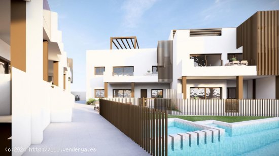  Bungalow en venta a estrenar en Pilar de la Horadada (Alicante) 