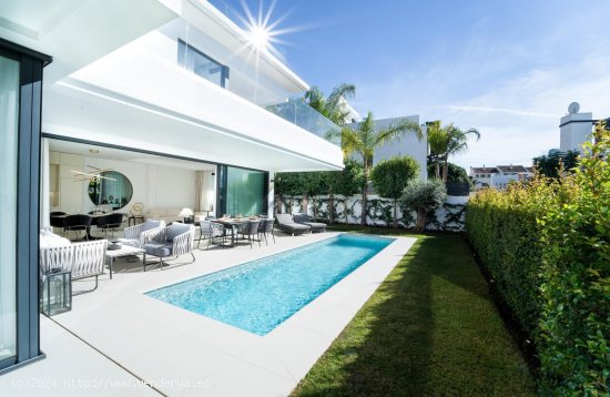 Villa en alquiler en Marbella (Málaga)