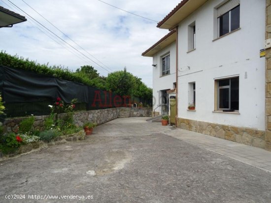 Chalet en venta a estrenar en Oviedo (Asturias)