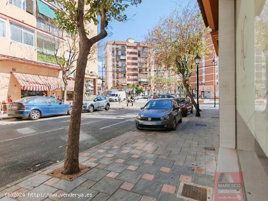 Local en venta en Fuengirola (Málaga)