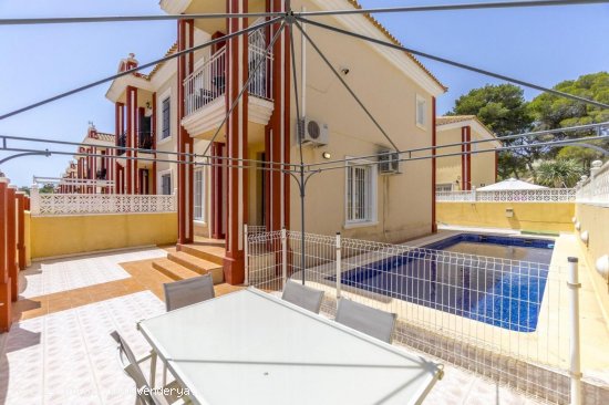 Casa en venta en Orihuela (Alicante)