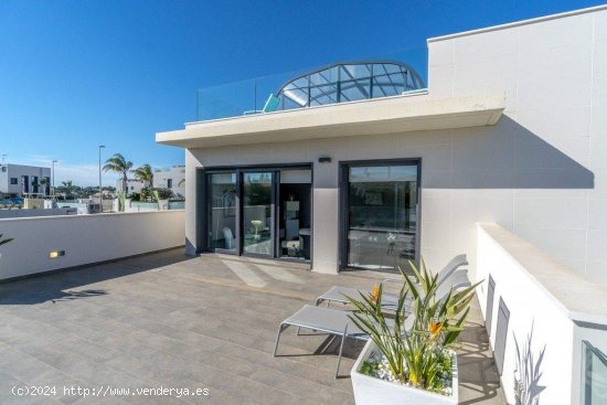 Villa en venta en Orihuela (Alicante)