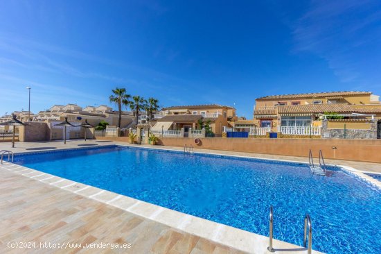 Chalet en venta en Orihuela (Alicante)