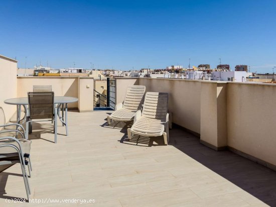  Apartamento en venta en Torrevieja (Alicante) 