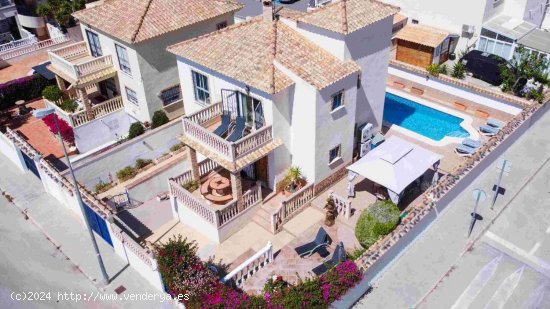 Chalet en venta en Orihuela (Alicante)