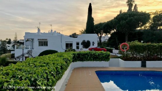  Casa en venta en Marbella (Málaga) 