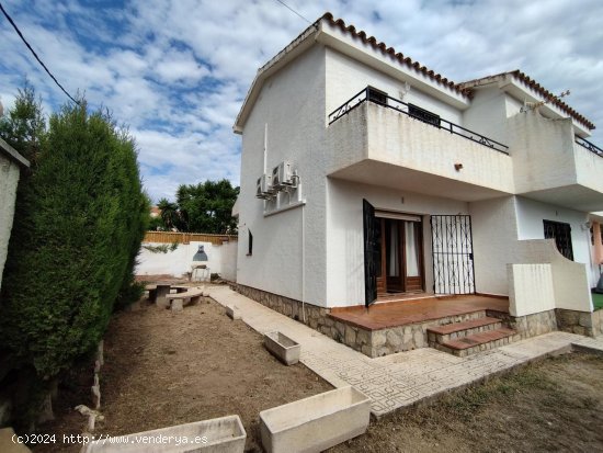 Villa en venta en Mont-roig del Camp (Tarragona)