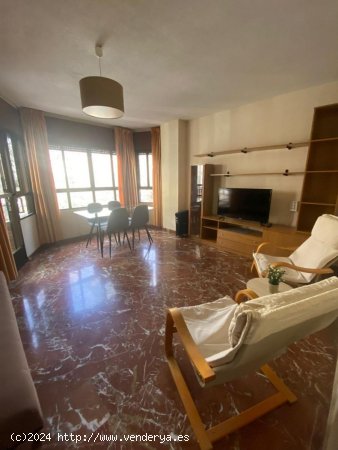 Apartamento en alquiler en Granada (Granada)