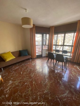 Apartamento en alquiler en Granada (Granada)