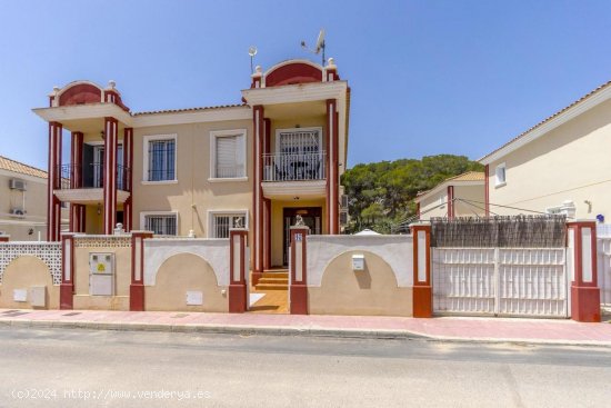 Casa en venta en Orihuela (Alicante)