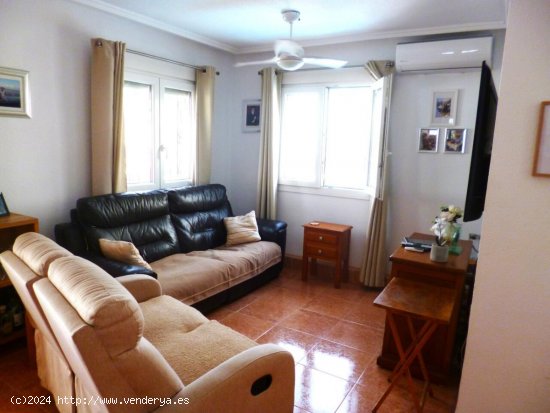 Villa en venta en Torrevieja (Alicante)