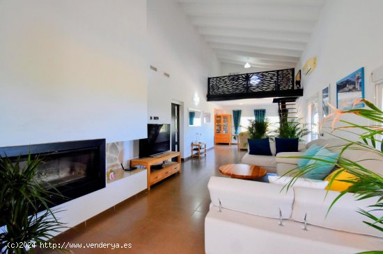 Villa en venta en Alberic (Valencia)