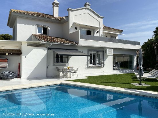 Villa en venta en Marbella (Málaga)