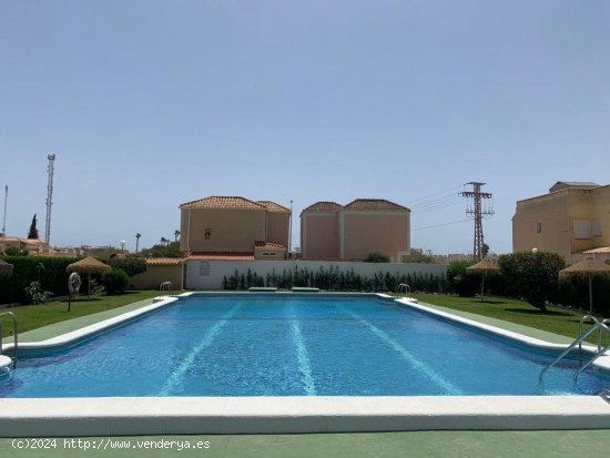 Bungalow en venta en Torrevieja (Alicante)