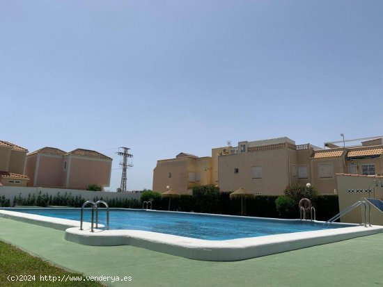 Bungalow en venta en Torrevieja (Alicante)