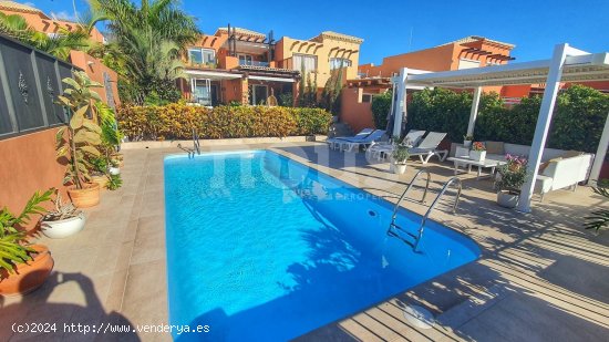 Villa en venta en Adeje (Tenerife)