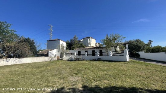 Finca en venta en Estepona (Málaga)