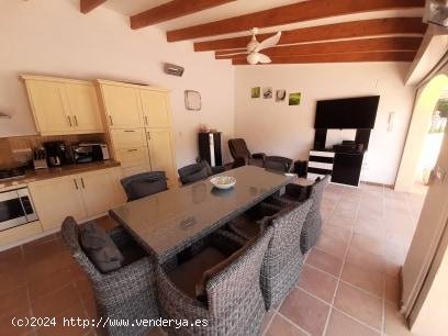 Villa en venta en Moraira (Alicante)