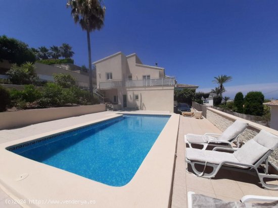 Villa en venta en Dénia (Alicante)