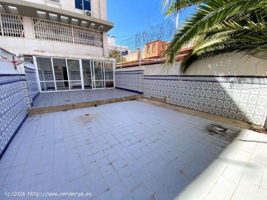  Apartamento en venta en Torrevieja (Alicante) 