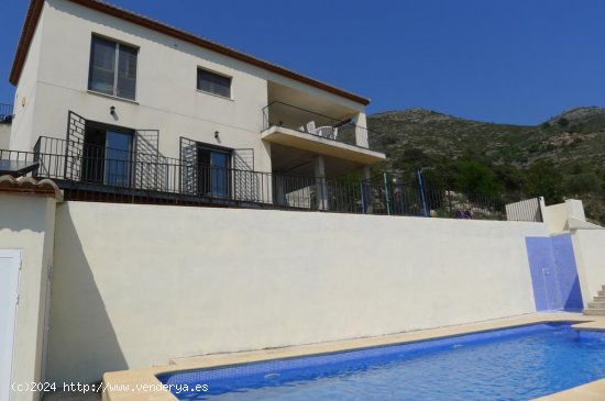  Chalet en venta en Jalón (Alicante) 