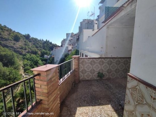 Casa en venta en Tolox (Málaga)