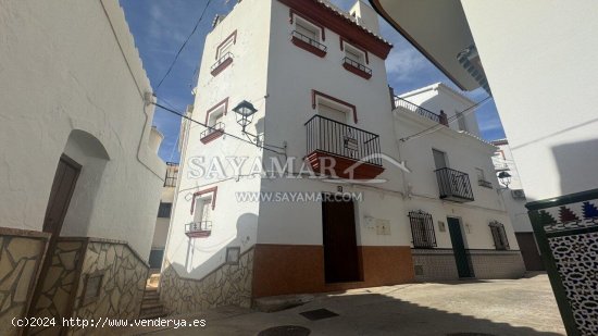 Casa en venta en Sayalonga (Málaga)