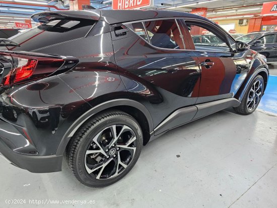 Toyota C-HR 180H Advance 184cv - El Prat de Llobregat