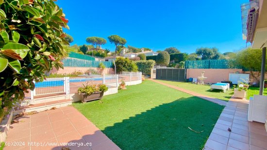 Villa en venta en Calonge (Girona)