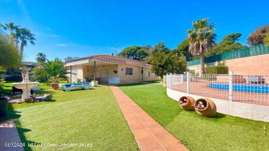 Villa en venta en Calonge (Girona)