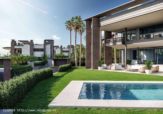 Villa en venta en construcción en Marbella (Málaga)